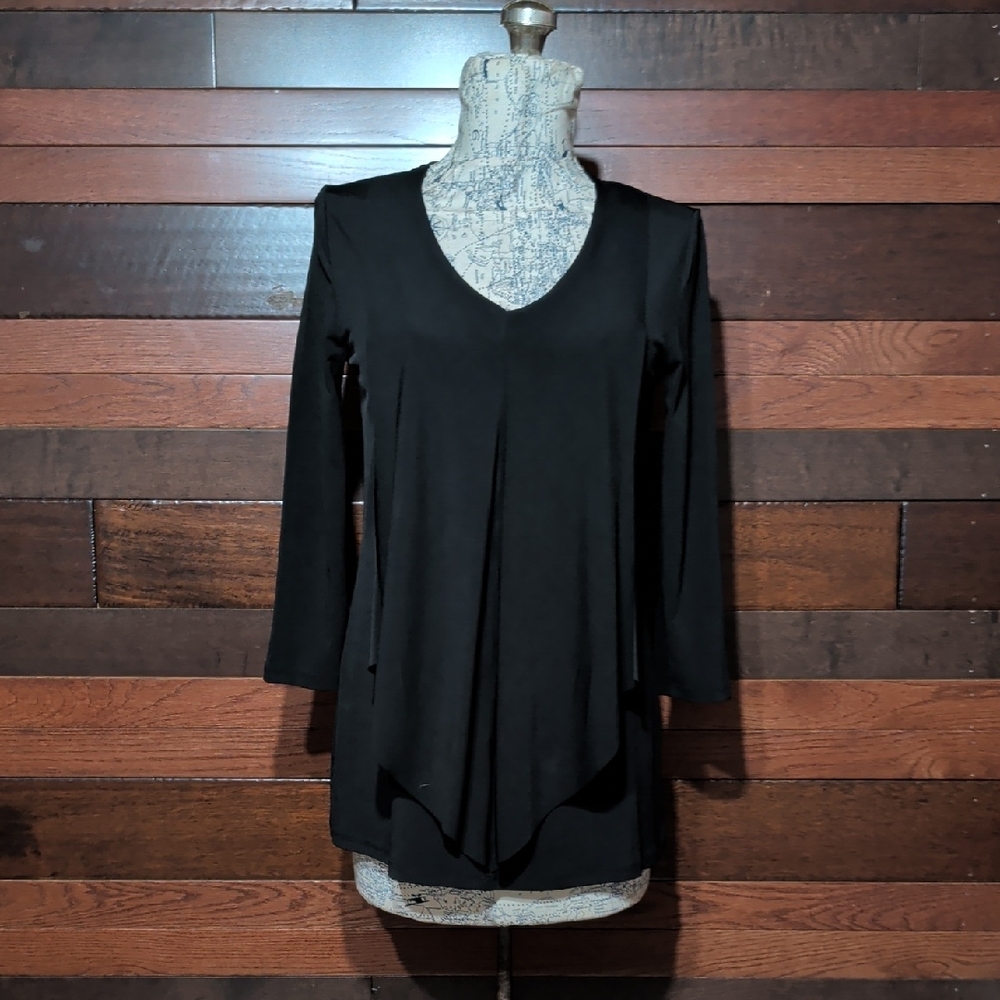 Joan Vass Black V-Neck Women's Top